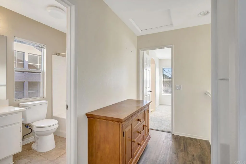 https://cdn.realtyfeed.com/cdn/127/306558909/5e64c303f97ddf6534f250096d3a5eb9.webp