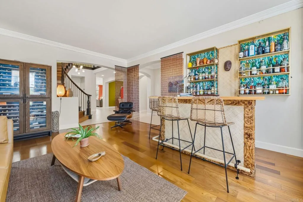https://cdn.realtyfeed.com/cdn/127/306558919/3ef062a02e82e7c08275a47973fab2cc.webp