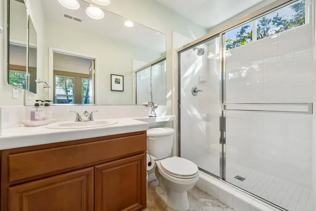 https://cdn.realtyfeed.com/cdn/127/306558919/c030846a83a7440c4f7fad5997a7765f.webp