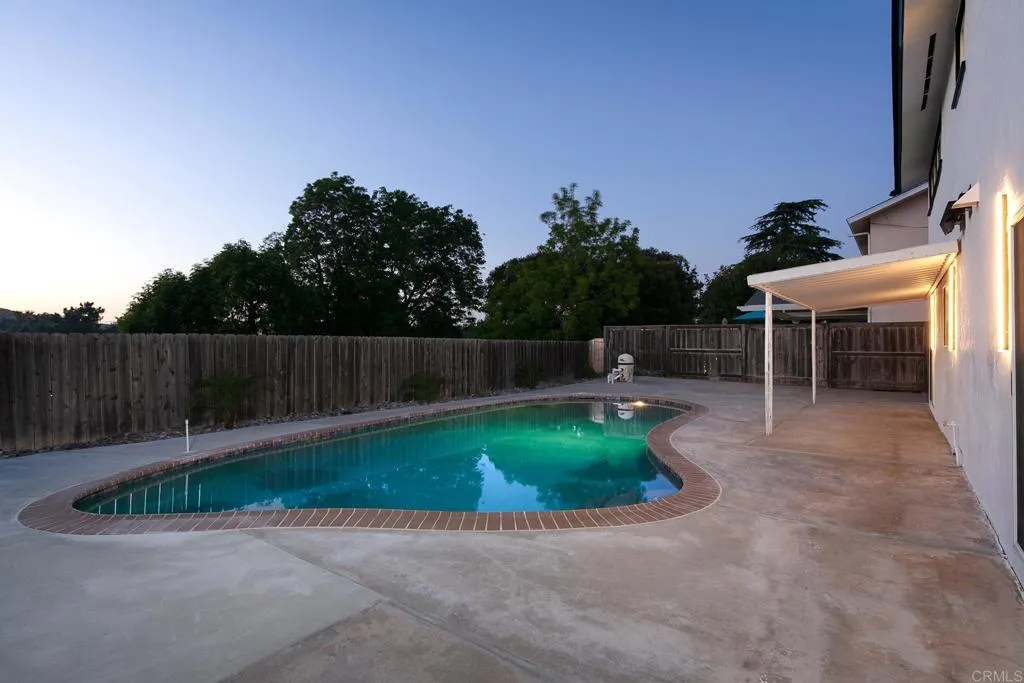 https://cdn.realtyfeed.com/cdn/127/306558976/4ea67f210c7b2f3e201ca8e64e4499b5.webp