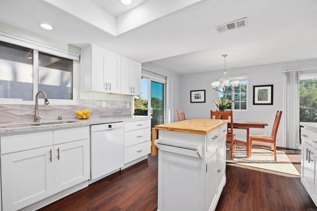 https://cdn.realtyfeed.com/cdn/127/306558984/6adddab0d0dba3f7ce2f80ea94008eab.webp