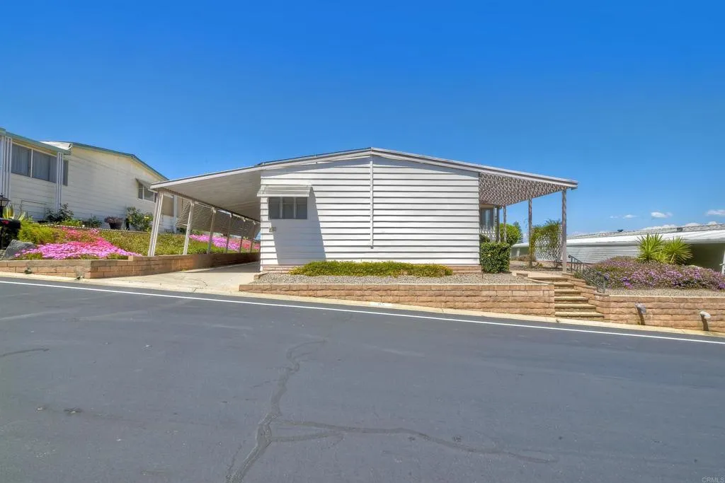 https://cdn.realtyfeed.com/cdn/127/306558986/62058a951f35a9fbc3ccc456a62f825d.webp