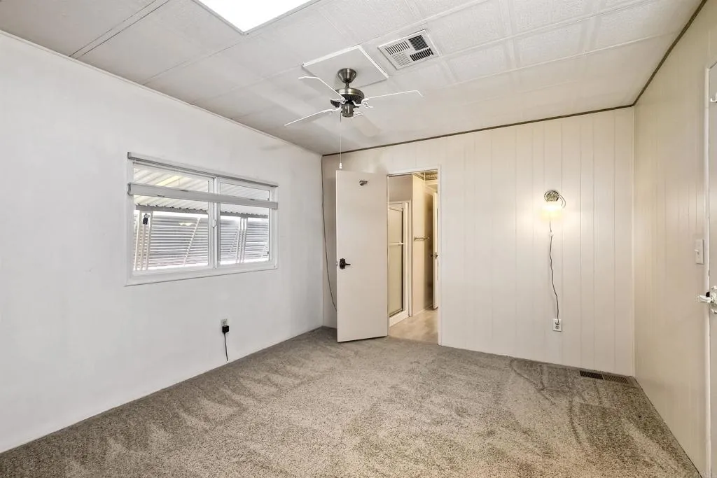 https://cdn.realtyfeed.com/cdn/127/306558986/95ef876e37af72463b858696734b513a.webp