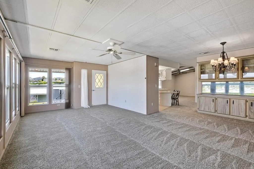 https://cdn.realtyfeed.com/cdn/127/306558986/e844aa028dae251dc92b1b3616f39d02.webp