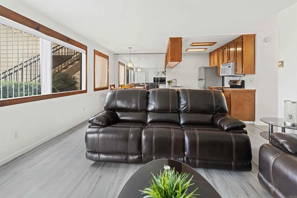 Photo #11: PTP2507580 Listing: Photo #11