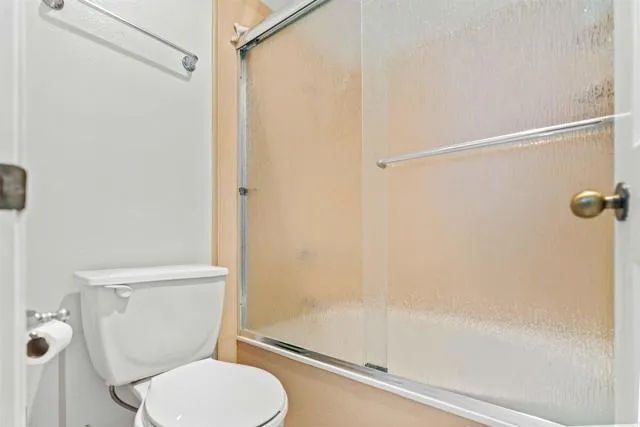 https://cdn.realtyfeed.com/cdn/127/306558996/f77e7d5dc9fa52f2596b472438e88282.webp