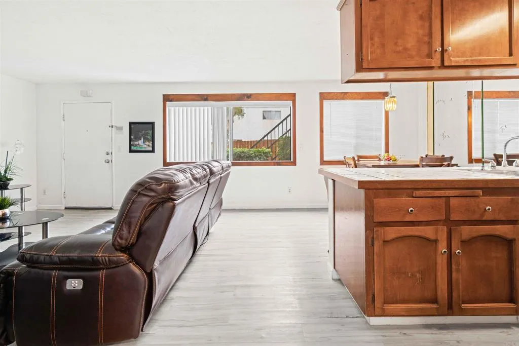 Photo #12: PTP2507580-1 Listing: Photo #12