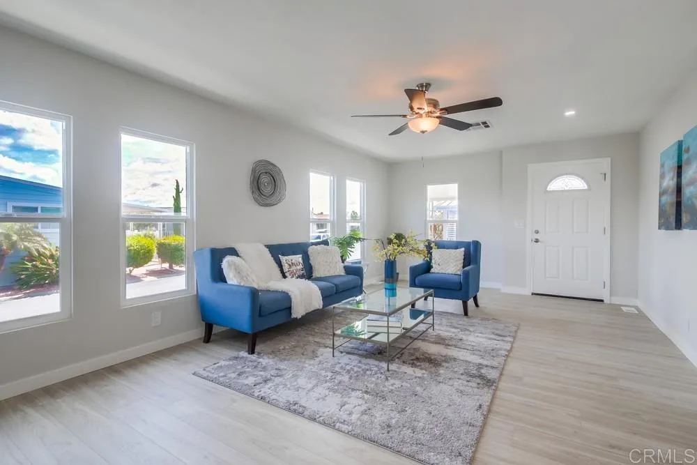 https://cdn.realtyfeed.com/cdn/127/306559012/2b37b54b57ebf848c7b76e42ea2863c1.webp