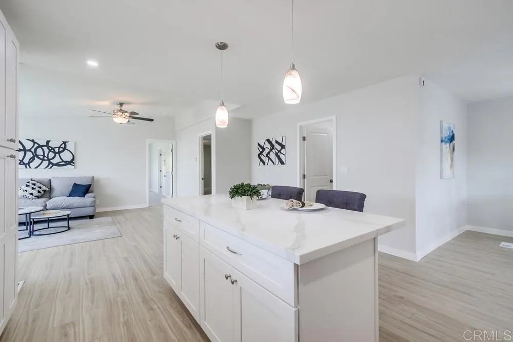 https://cdn.realtyfeed.com/cdn/127/306559012/594eb5cde6d310b178a8f11bb28f4362.webp