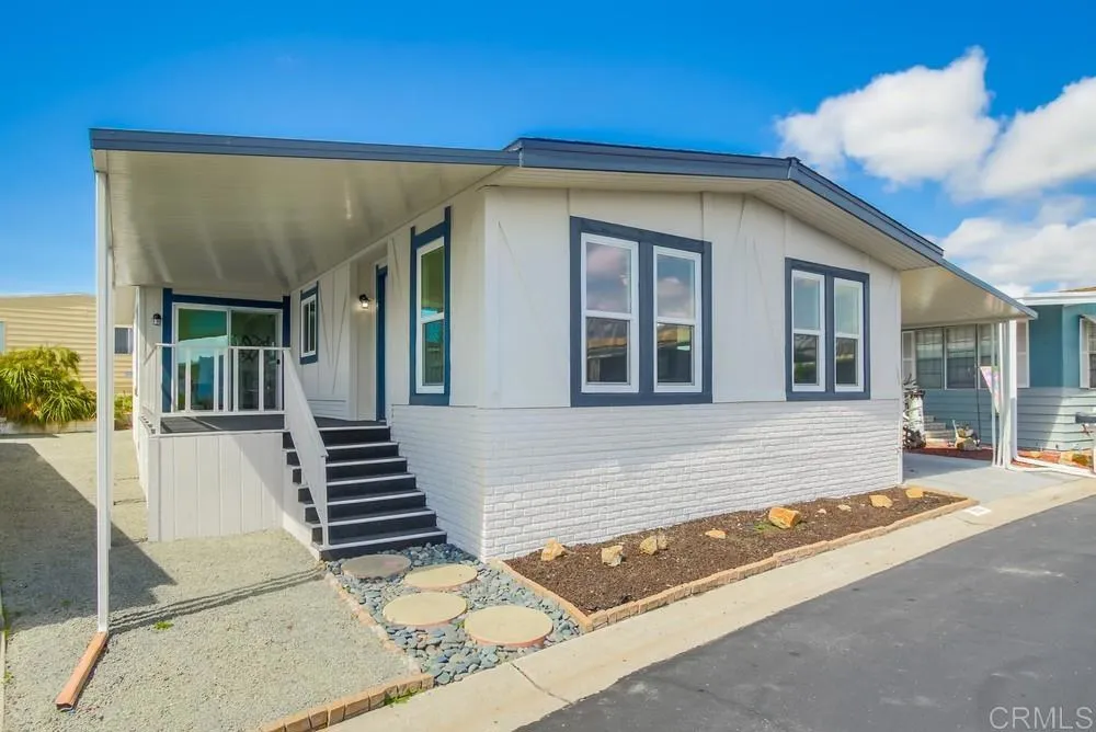 https://cdn.realtyfeed.com/cdn/127/306559012/8a4ef31f5cf9ed446752f098f20cc62a.webp