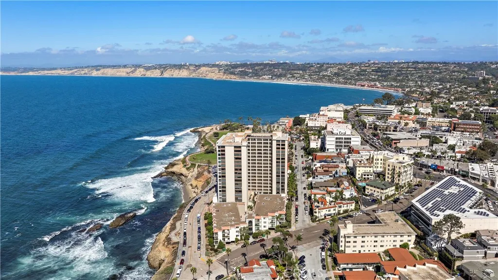 https://cdn.realtyfeed.com/cdn/127/306559054/362a4b3890b66acf2de7cad64d83d933.webp