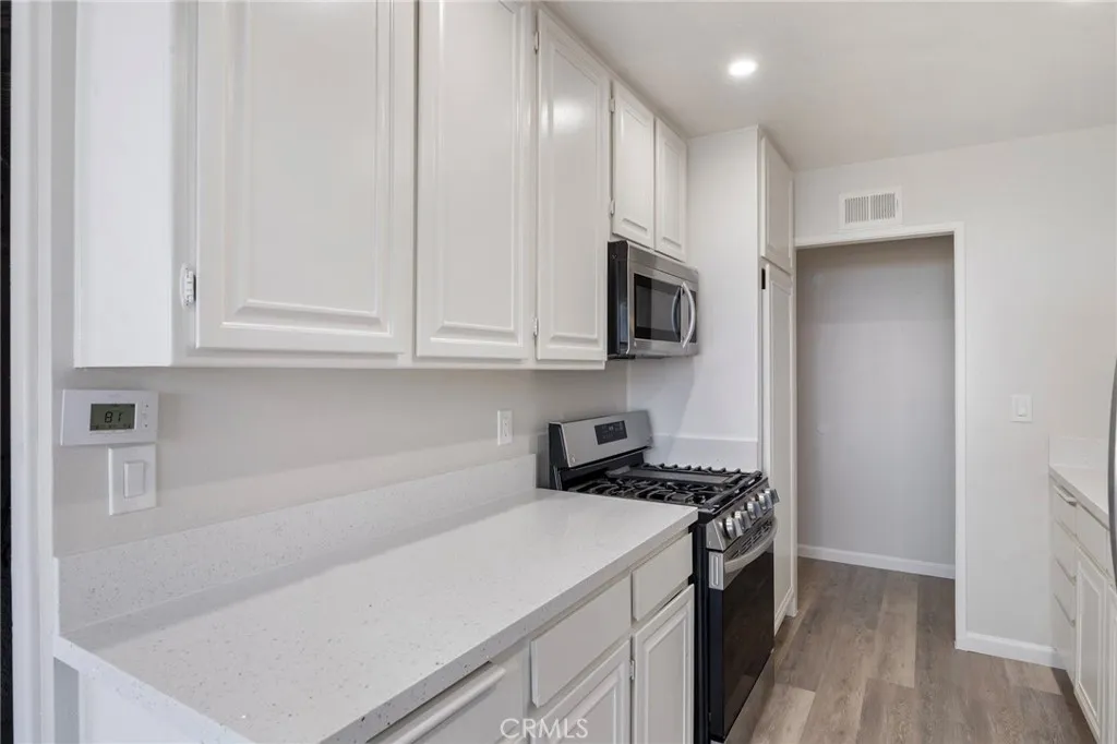 https://cdn.realtyfeed.com/cdn/127/306559081/08419173919dba8e86c38aef37d985c5.webp
