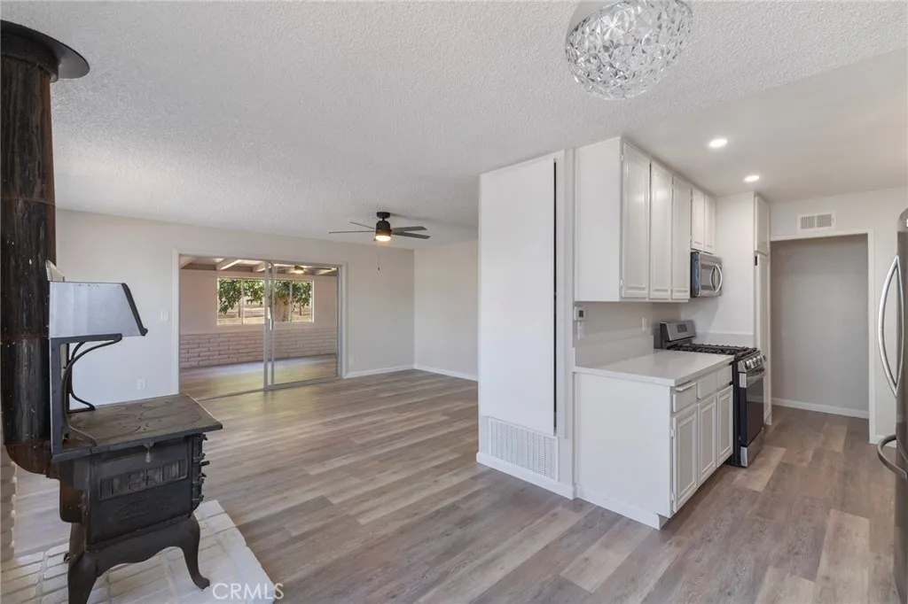 https://cdn.realtyfeed.com/cdn/127/306559081/78ab86d9c372e644812dbe95ddd4e491.webp