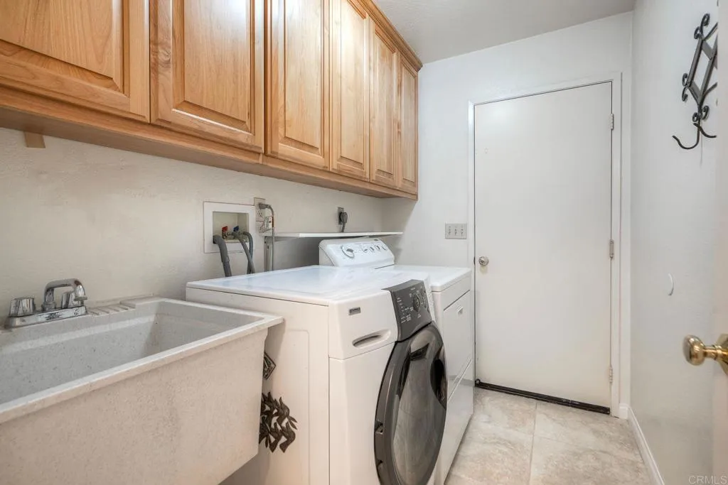https://cdn.realtyfeed.com/cdn/127/306559083/0ac92e7412eaf37fbb224ffa13e677e0.webp