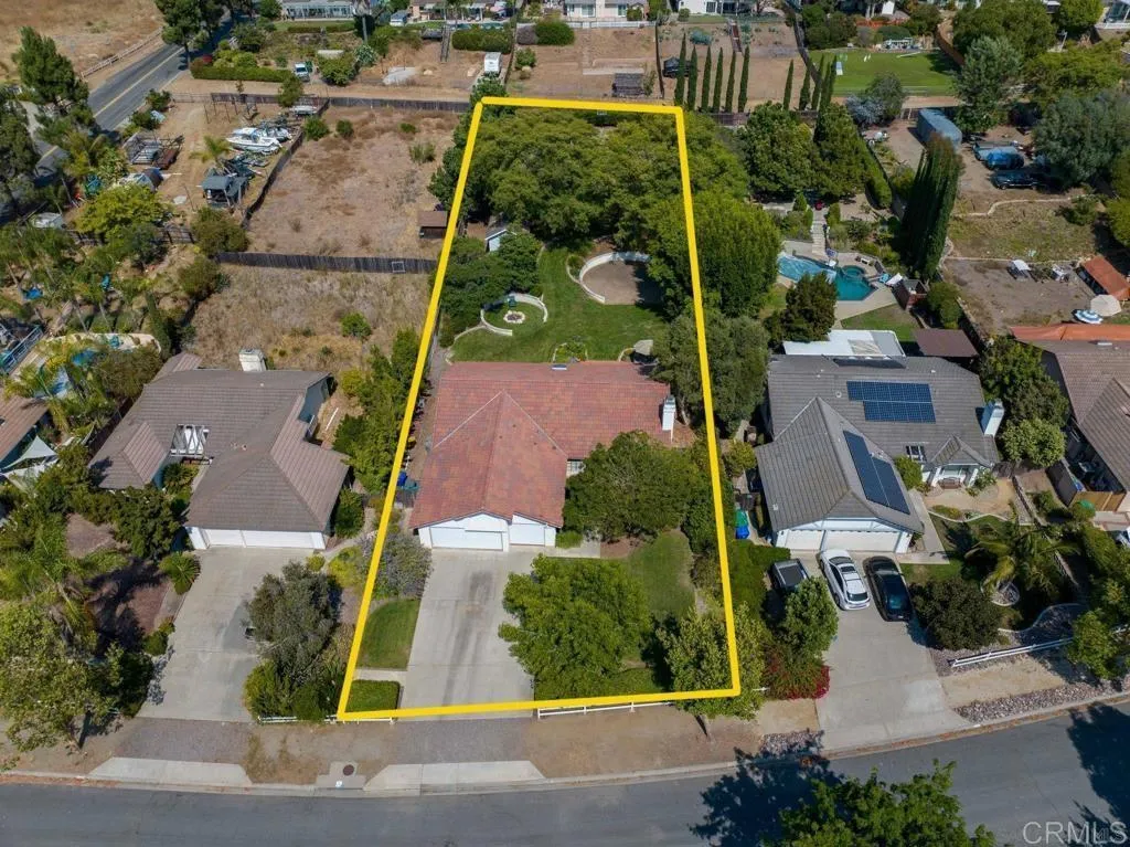 https://cdn.realtyfeed.com/cdn/127/306559083/24b12e38a5479d892b165b1b3d4cf4ed.webp