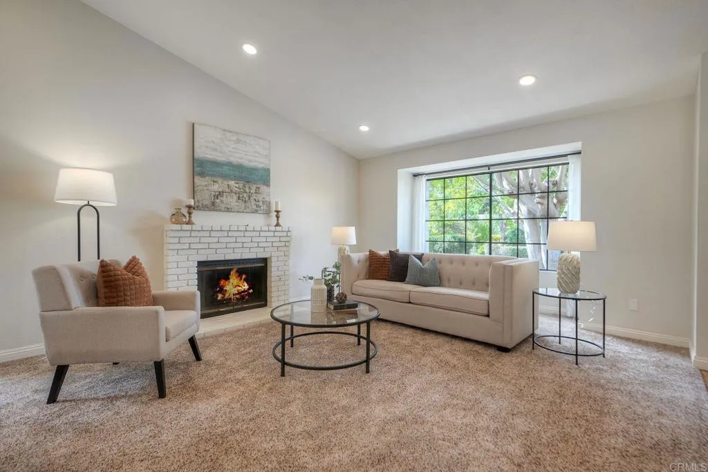 https://cdn.realtyfeed.com/cdn/127/306559083/371bb91a8f95b38019c1ea9253f9d0c9.webp