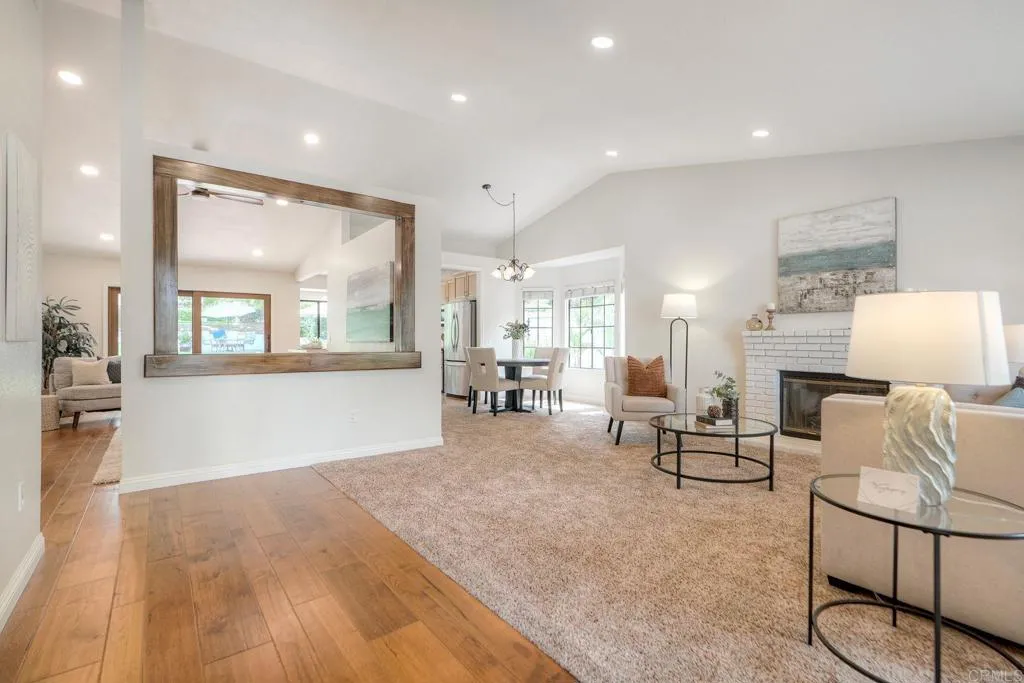 https://cdn.realtyfeed.com/cdn/127/306559083/c0d6f25f94c3d74480a429cfcf19dda7.webp