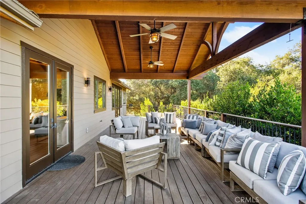 https://cdn.realtyfeed.com/cdn/127/306559085/28a072ce63d10617d75b566c167d4b82.webp