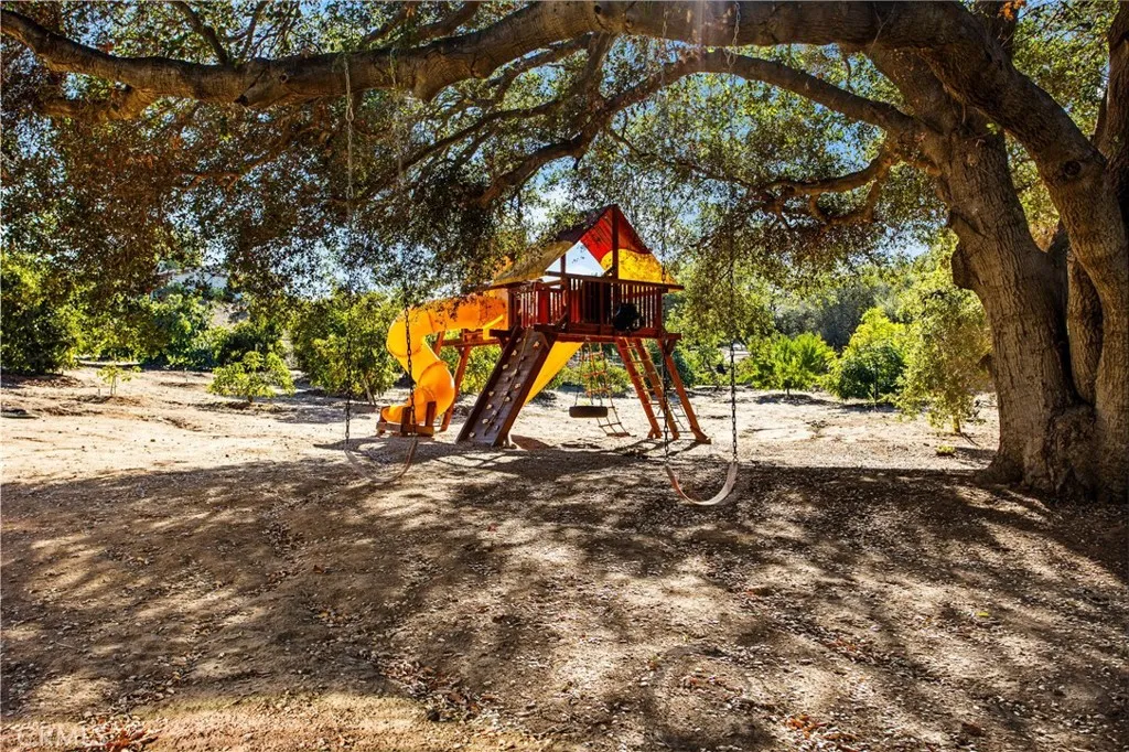 https://cdn.realtyfeed.com/cdn/127/306559085/49dae3302794de6f83386321ec70b45f.webp