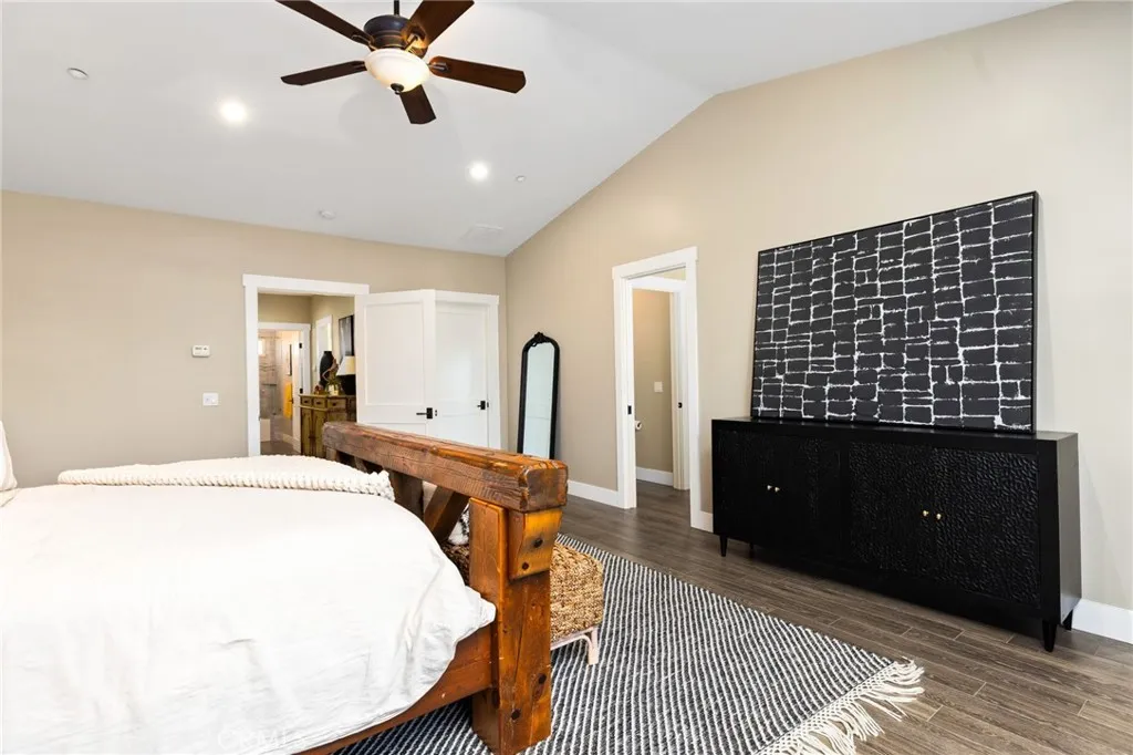 https://cdn.realtyfeed.com/cdn/127/306559085/54f035c18f19984fd83ca23d43f044c4.webp