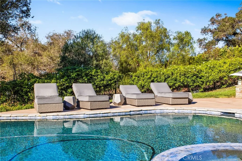 https://cdn.realtyfeed.com/cdn/127/306559085/70554019dcbcb2c985edba3d6dd8b8b1.webp