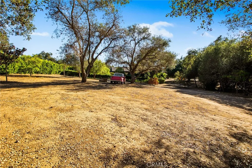 https://cdn.realtyfeed.com/cdn/127/306559085/80574c111ee2ad318642dc5de97b3469.webp