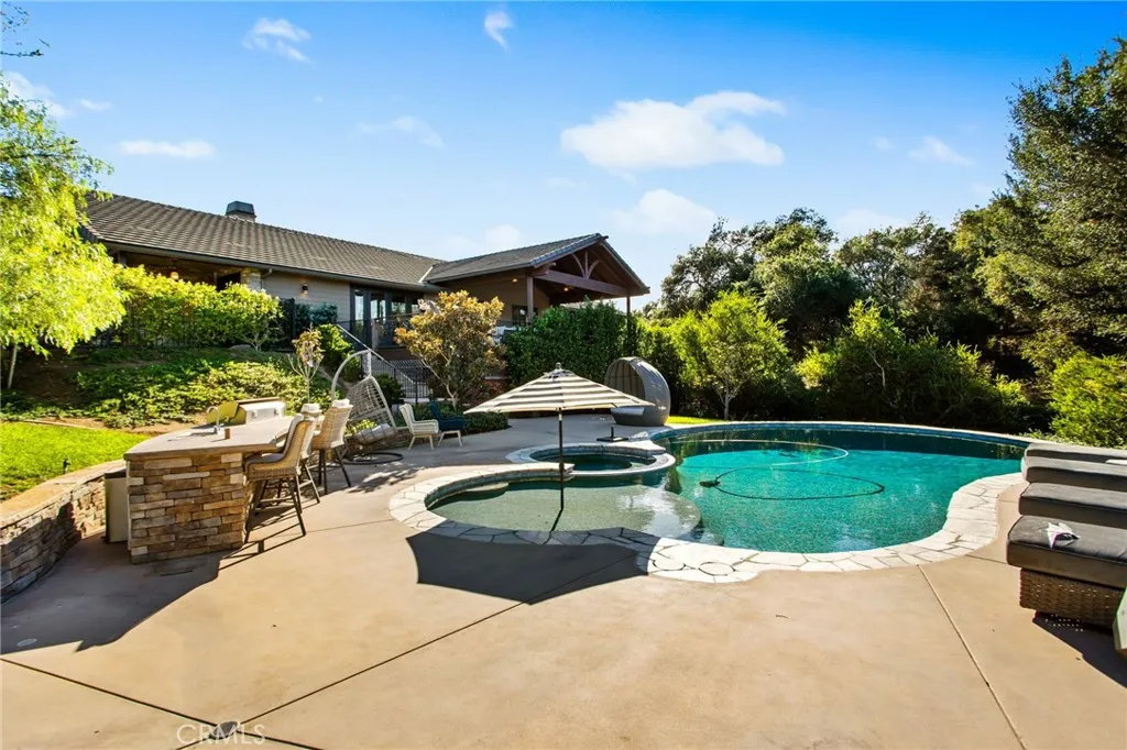 https://cdn.realtyfeed.com/cdn/127/306559085/fd4f71d2b58d0fa67169ce1267eab5c1.webp