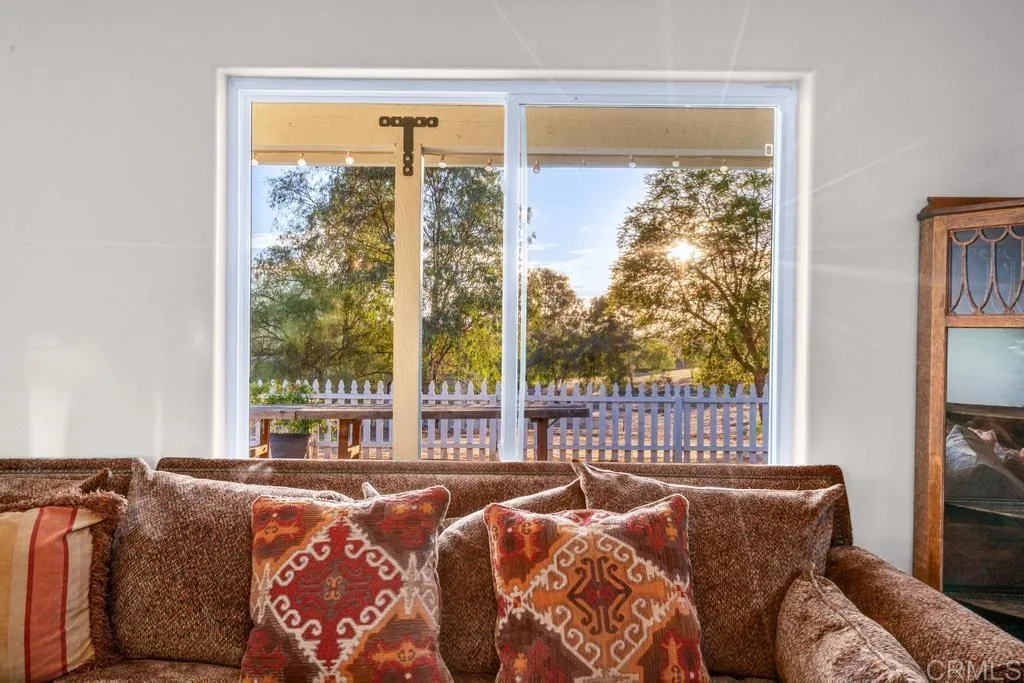 https://cdn.realtyfeed.com/cdn/127/306559098/059802130b543c364a7367070755dbc7.webp