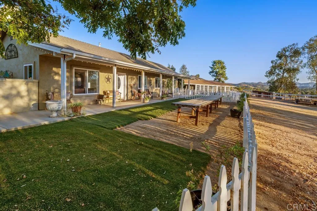 https://cdn.realtyfeed.com/cdn/127/306559098/52183207e81b62fa88f5f6b98f30d278.webp