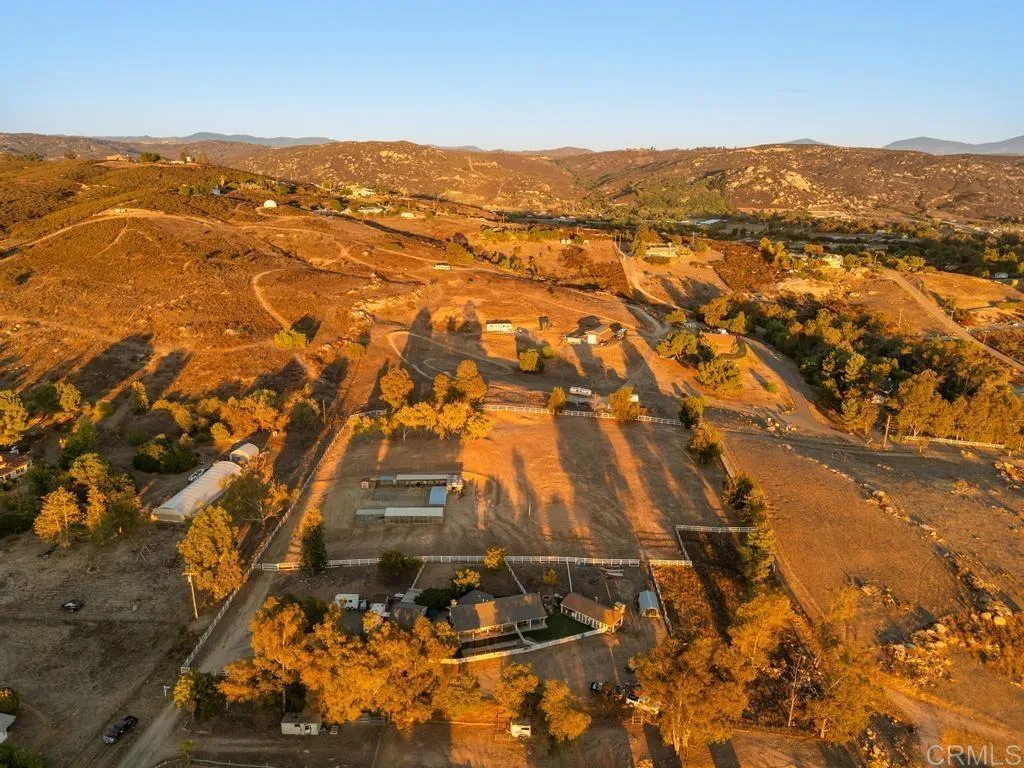 https://cdn.realtyfeed.com/cdn/127/306559098/80fa4e802fff16a020a0abc9cce61b15.webp