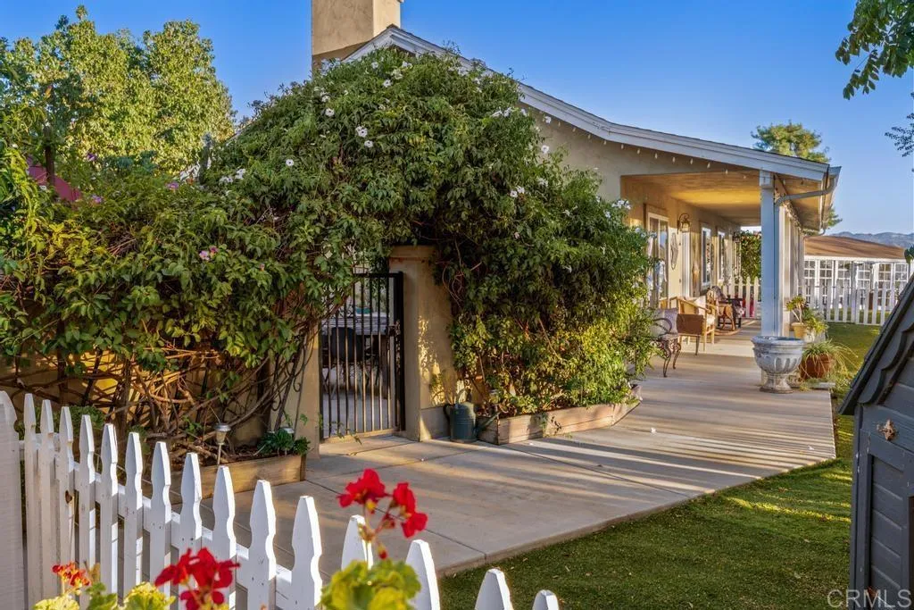 https://cdn.realtyfeed.com/cdn/127/306559098/90f630dc8365c0021c3e3ca956467d4a.webp