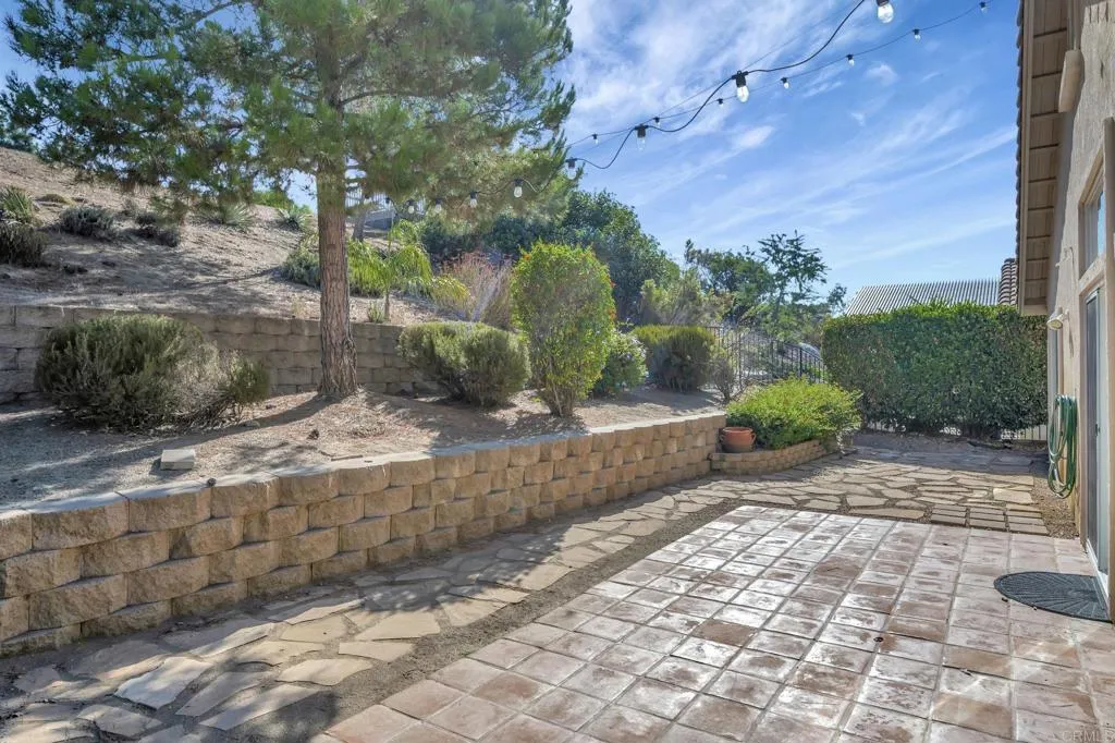 https://cdn.realtyfeed.com/cdn/127/306559144/4901c0606394242acd79f9494aaafff0.webp