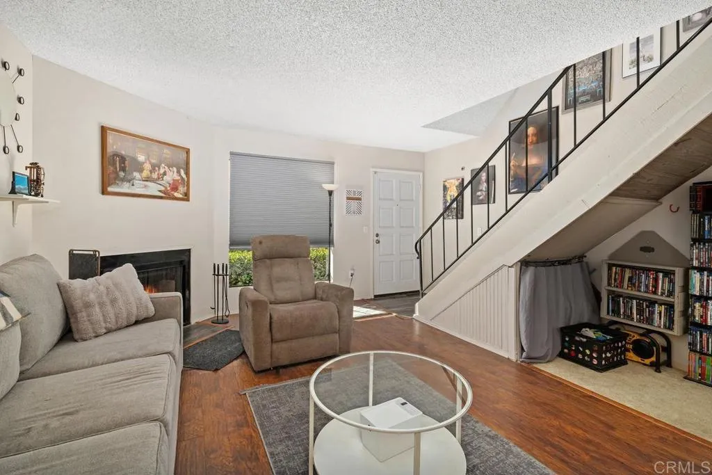 https://cdn.realtyfeed.com/cdn/127/306559180/c2758091865f8e35c24a3a02f8338728.webp