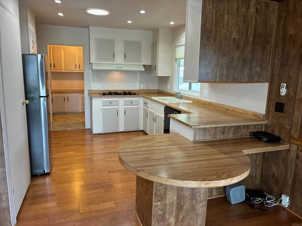 https://cdn.realtyfeed.com/cdn/127/306559197/63aafc77ec38f2453cfbb169ba50da4a.webp