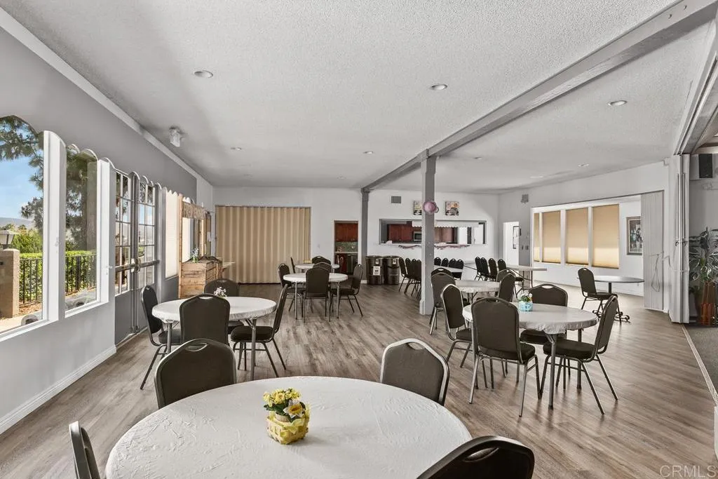 https://cdn.realtyfeed.com/cdn/127/306559197/d2fb71e38ea598efdcf48aa77d43851b.webp