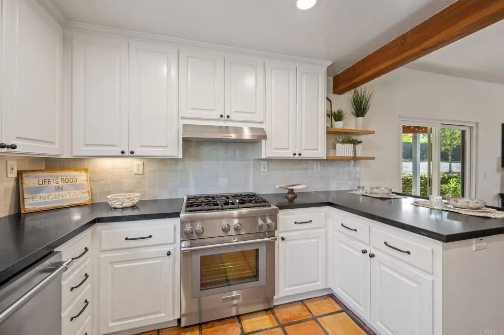 https://cdn.realtyfeed.com/cdn/127/306559220/8609b5e67134e81b9564879fbcc4a1c3.webp