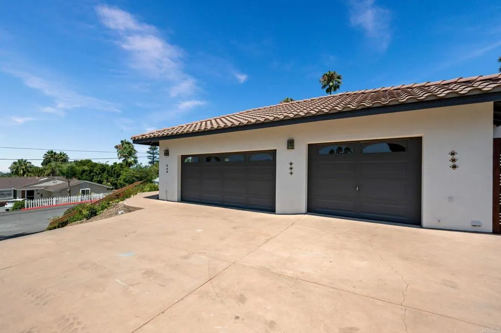 https://cdn.realtyfeed.com/cdn/127/306559220/8c0285e47d4149d5d2ddef1f42390375.webp