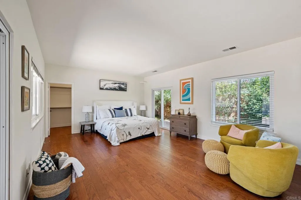 https://cdn.realtyfeed.com/cdn/127/306559220/8c60cd010eb3fbc2eec7080f5526bdbf.webp