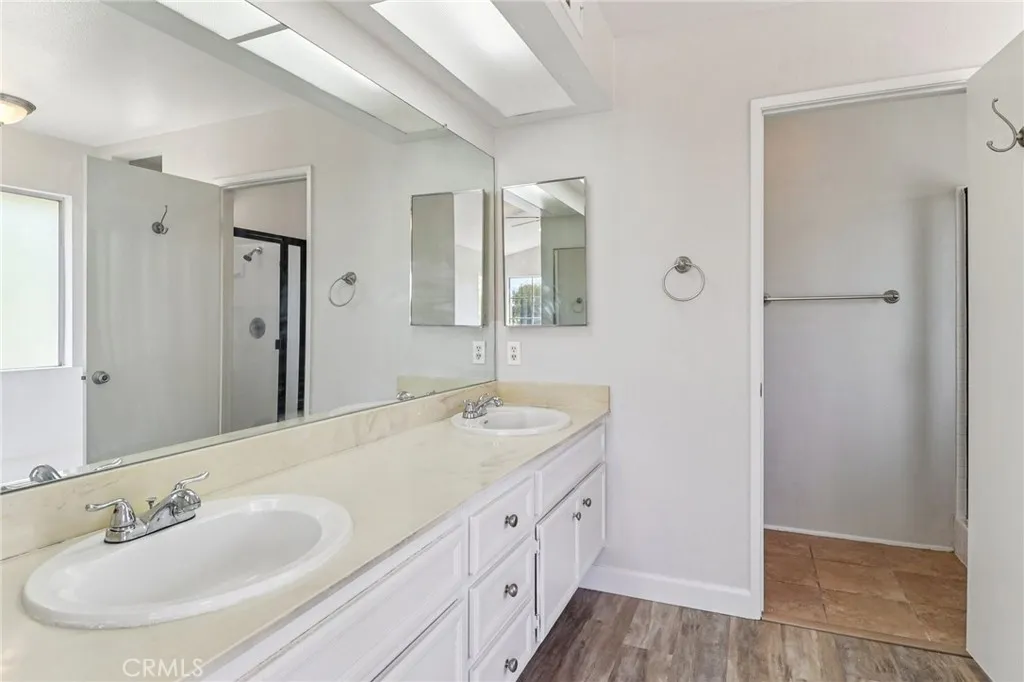 https://cdn.realtyfeed.com/cdn/127/306559232/5910947b6a06a1edc517a8b79693c273.webp