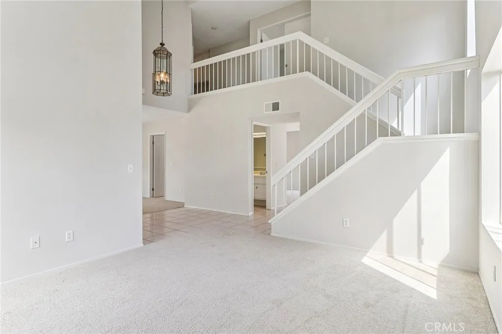 https://cdn.realtyfeed.com/cdn/127/306559232/e2483b1f7ba5902d2a76033c32e09b61.webp