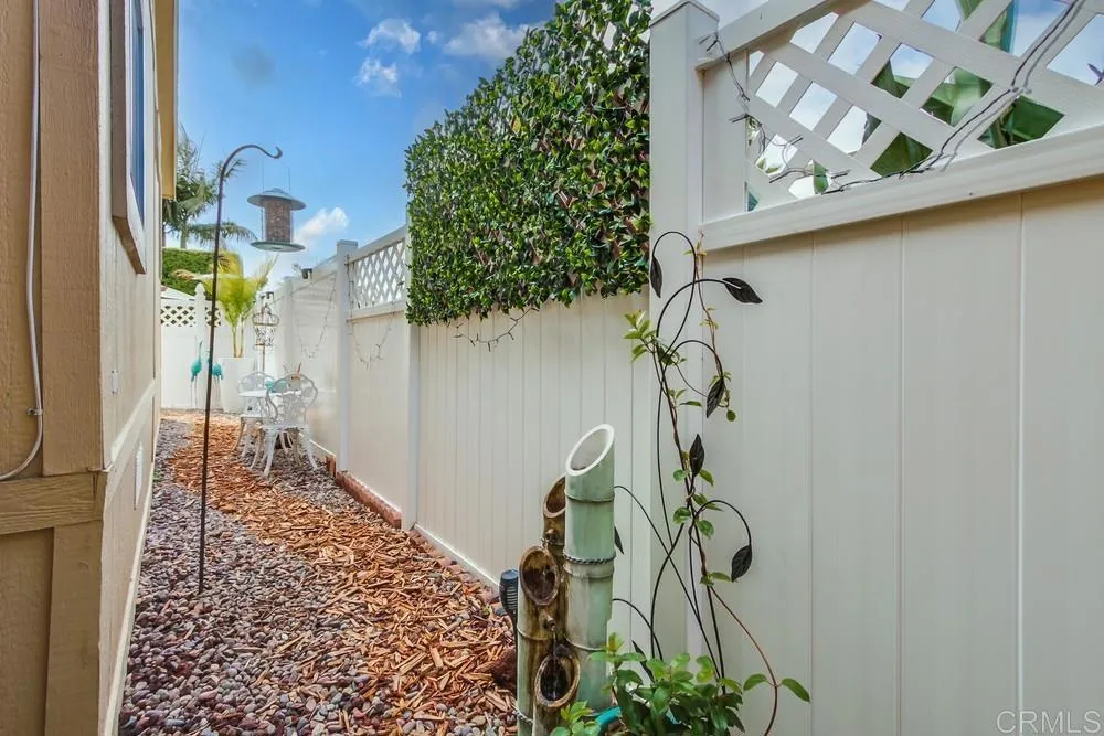 https://cdn.realtyfeed.com/cdn/127/306559247/1dd4371dc8f09c53b21877b0d74f9285.webp