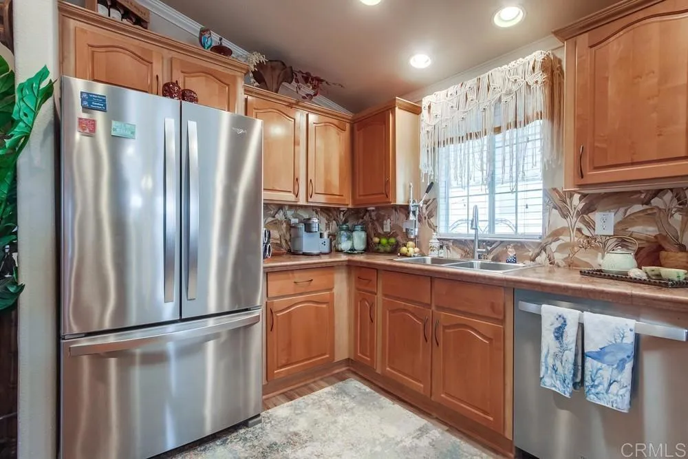 https://cdn.realtyfeed.com/cdn/127/306559247/6204fba84522432162a6341b8857e615.webp