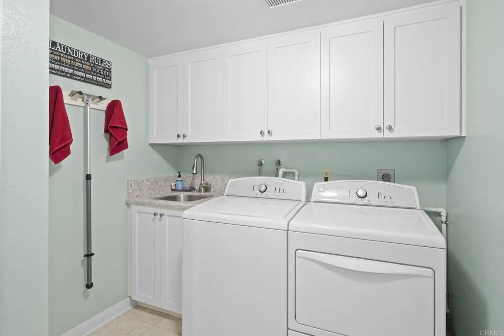 https://cdn.realtyfeed.com/cdn/127/306559264/c1da7f283a84e8c578b01af45a22d86a.webp