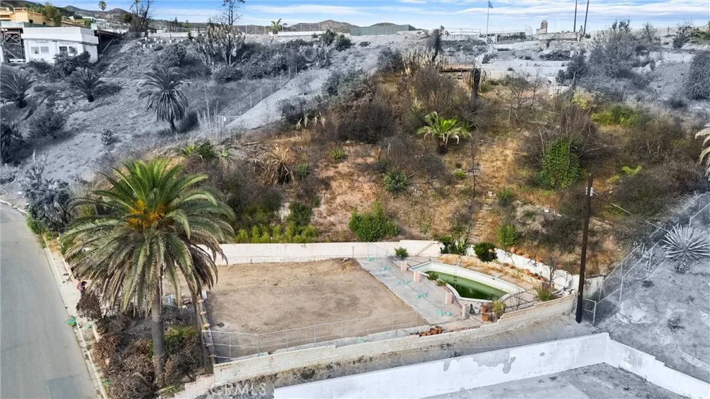 Pacific Palisades, CA 90272