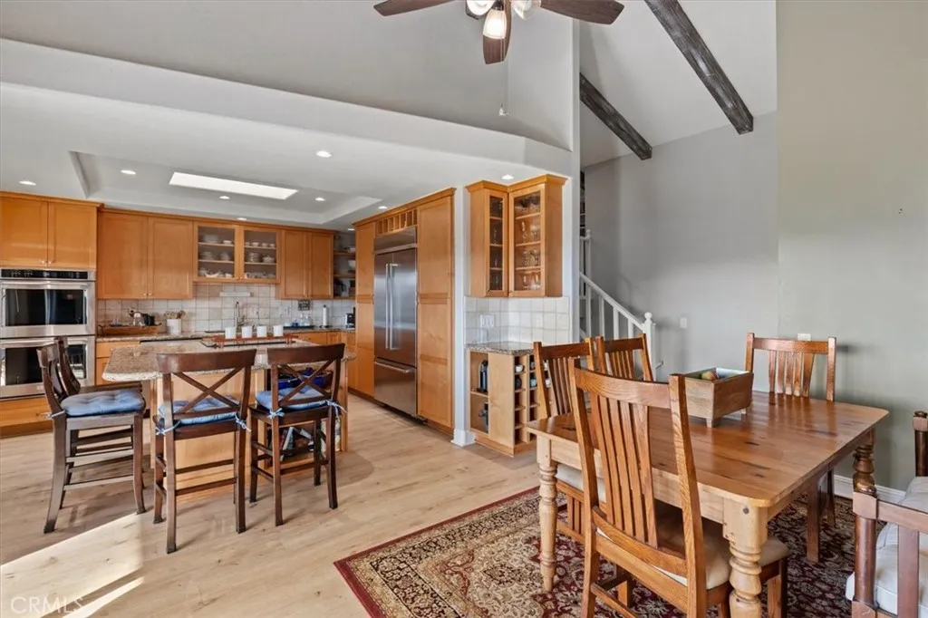 https://cdn.realtyfeed.com/cdn/127/306559329/49be6a32c8daafb9bfa0ef2712decf62.webp