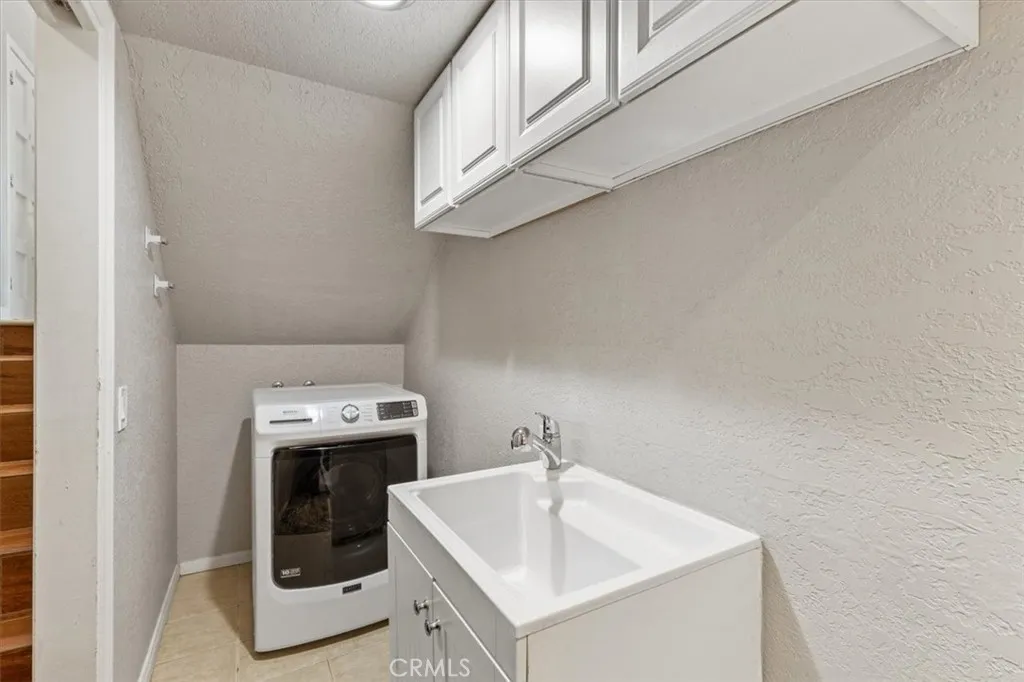 https://cdn.realtyfeed.com/cdn/127/306559329/9c244edcb7a0c4a198fa520f32f7d112.webp