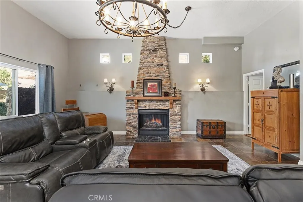 https://cdn.realtyfeed.com/cdn/127/306559329/f442be21a70fbb1866ae55ffb37e7dee.webp