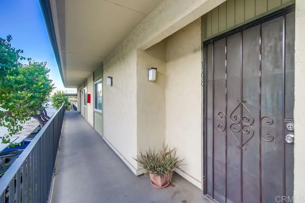 https://cdn.realtyfeed.com/cdn/127/306559349/353e5d68759f8827c5bc501a23e12490.webp