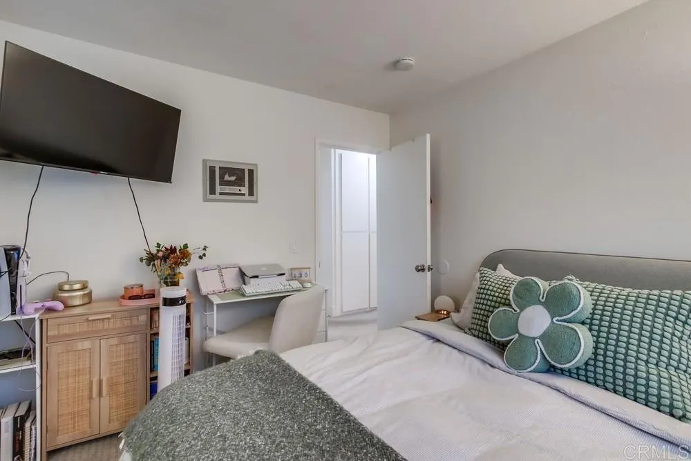 https://cdn.realtyfeed.com/cdn/127/306559349/c1662dbaa2838f05596273a40e4410d3.webp