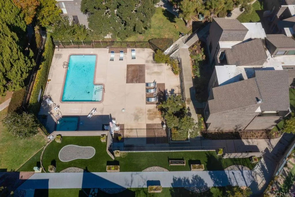 https://cdn.realtyfeed.com/cdn/127/306559367/388c5b4ce3e4a3e254b71656cb9d3a20.webp